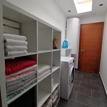 Lovely New 6-Bed Family Villa In Playa Blanca