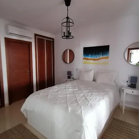 Lovely New 6-Bed Family Villa In Playa Blanca Vila *